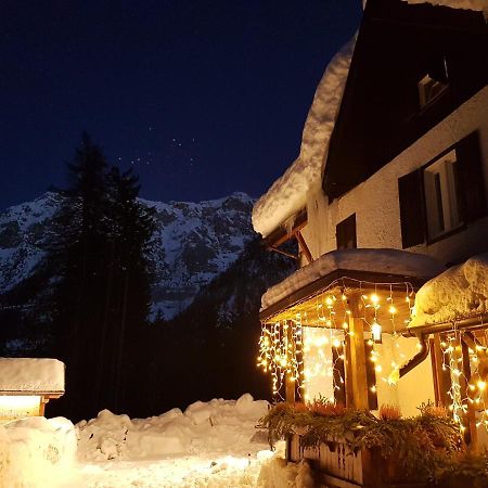 Hotel Ristorante Genzianella Мадона ди Кампильо Екстериор снимка